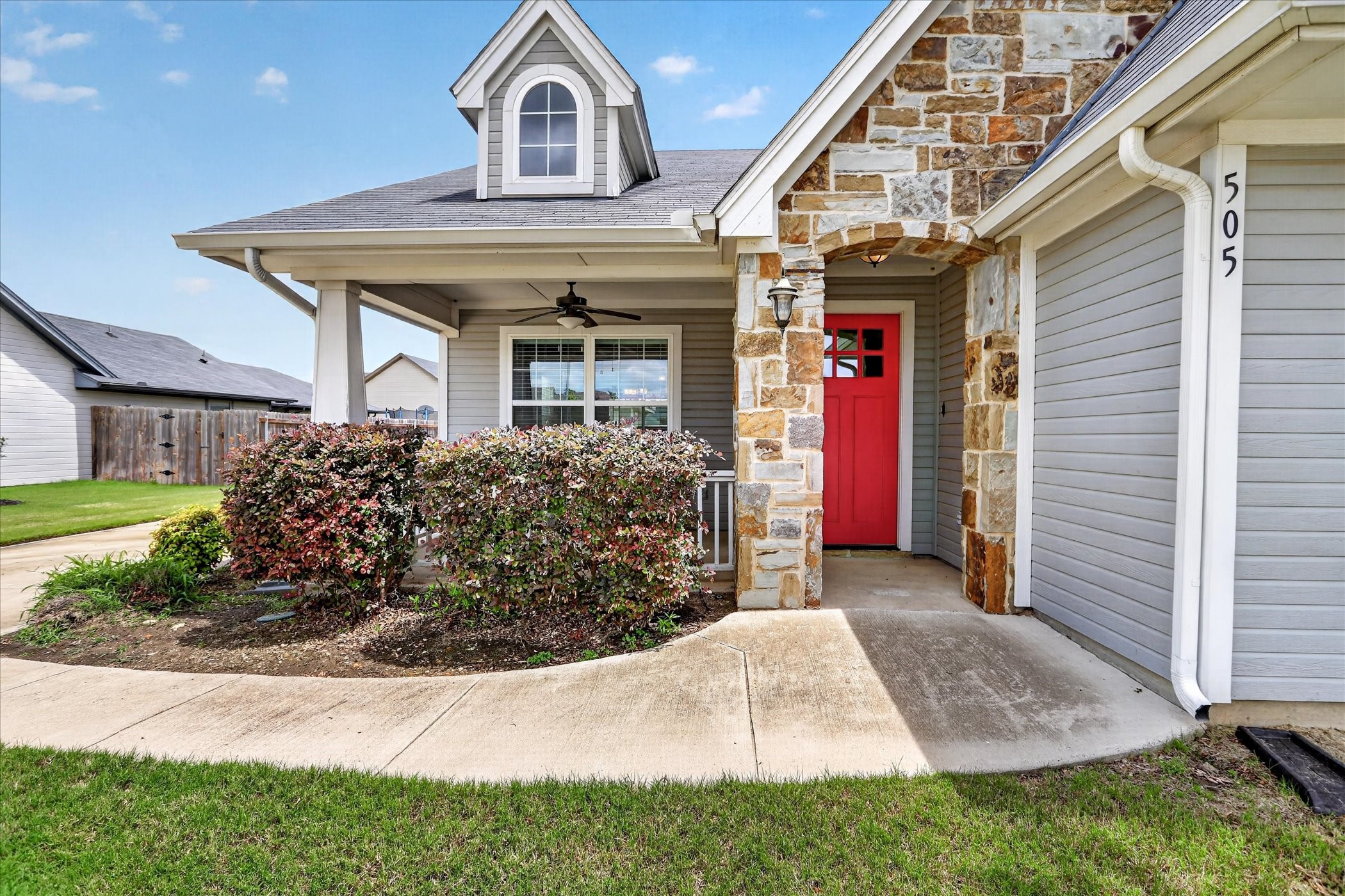 505 Heritage Trail Burleson TX 76028