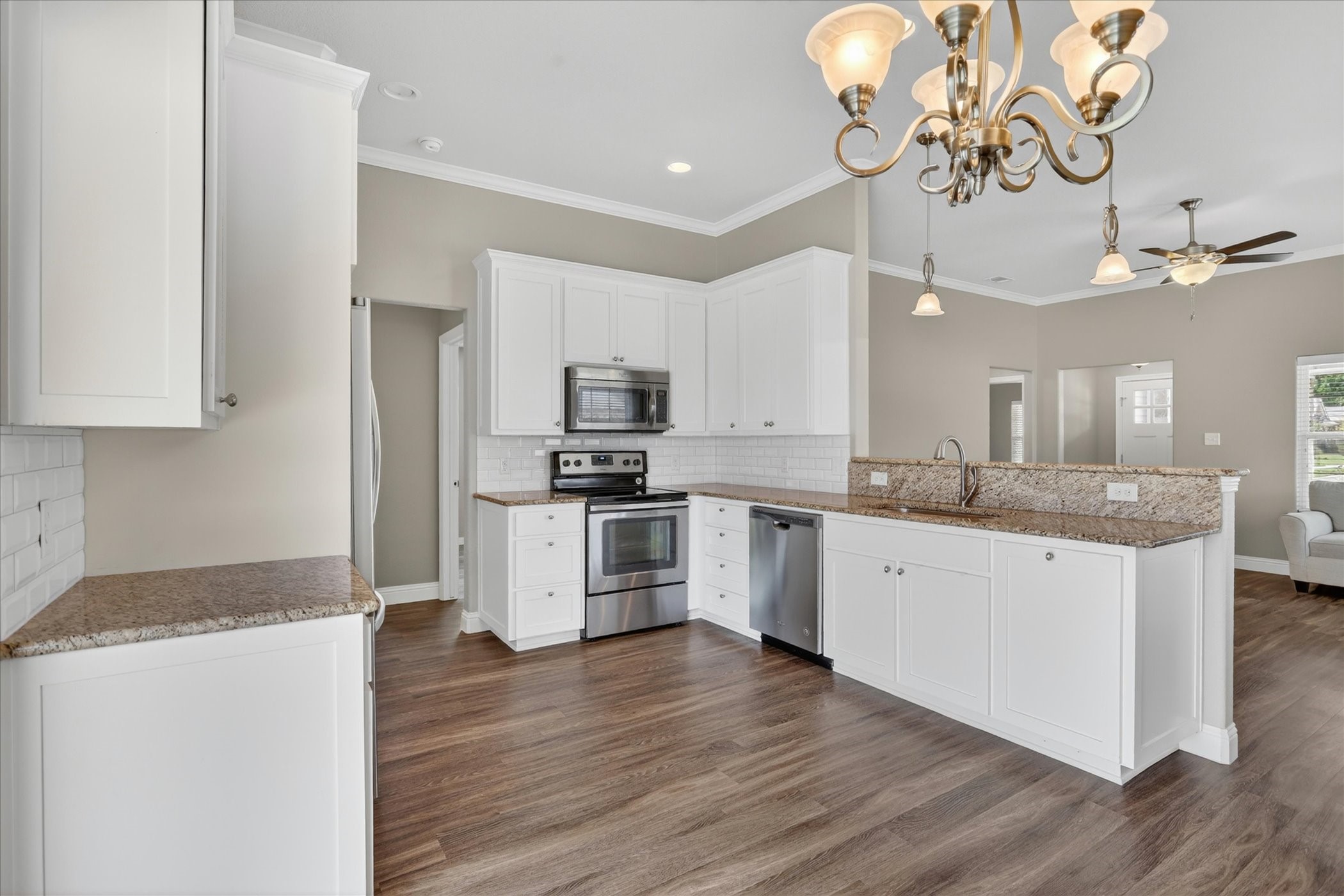 505 Heritage Trail Burleson TX 76028