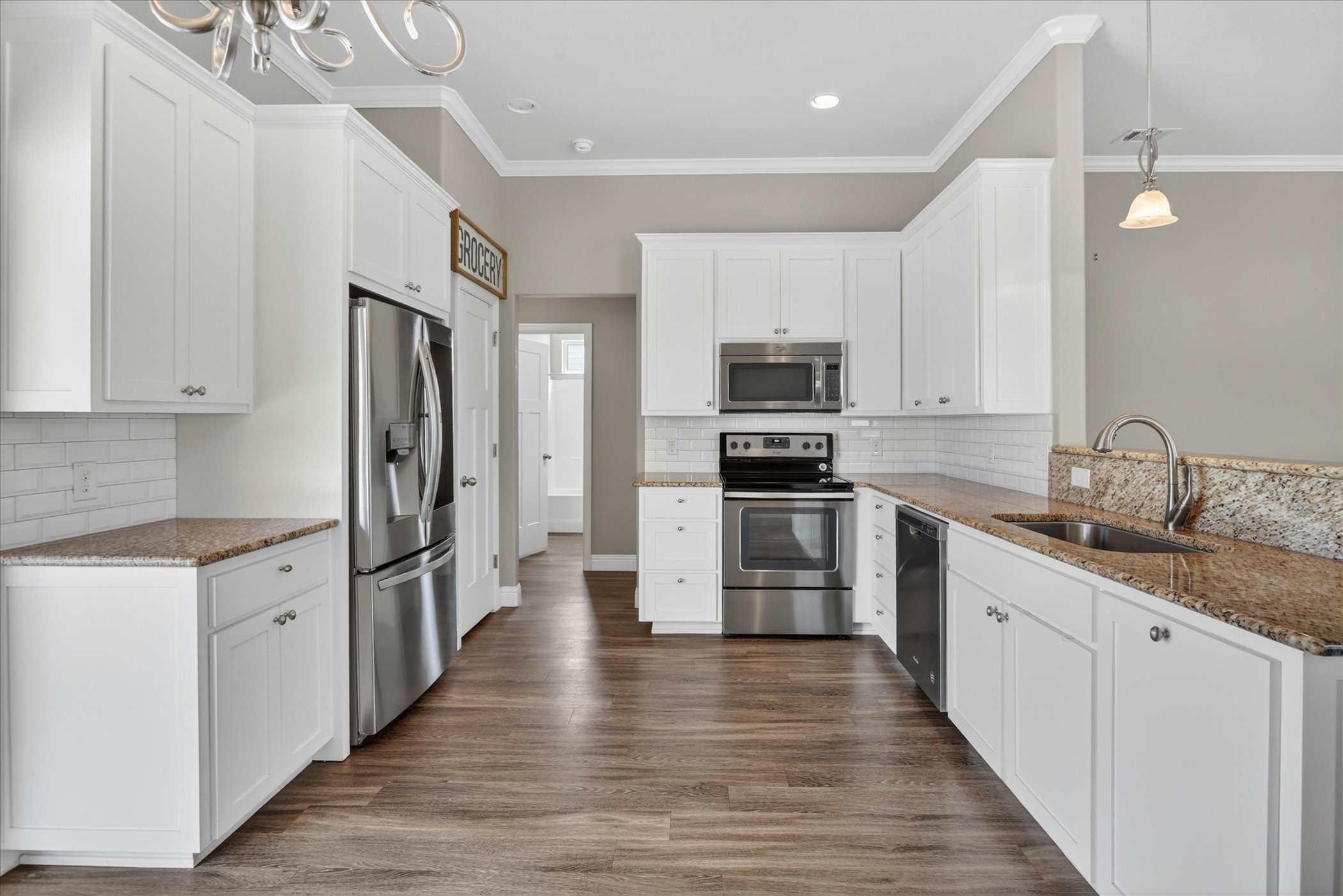 505 Heritage Trail Burleson TX 76028