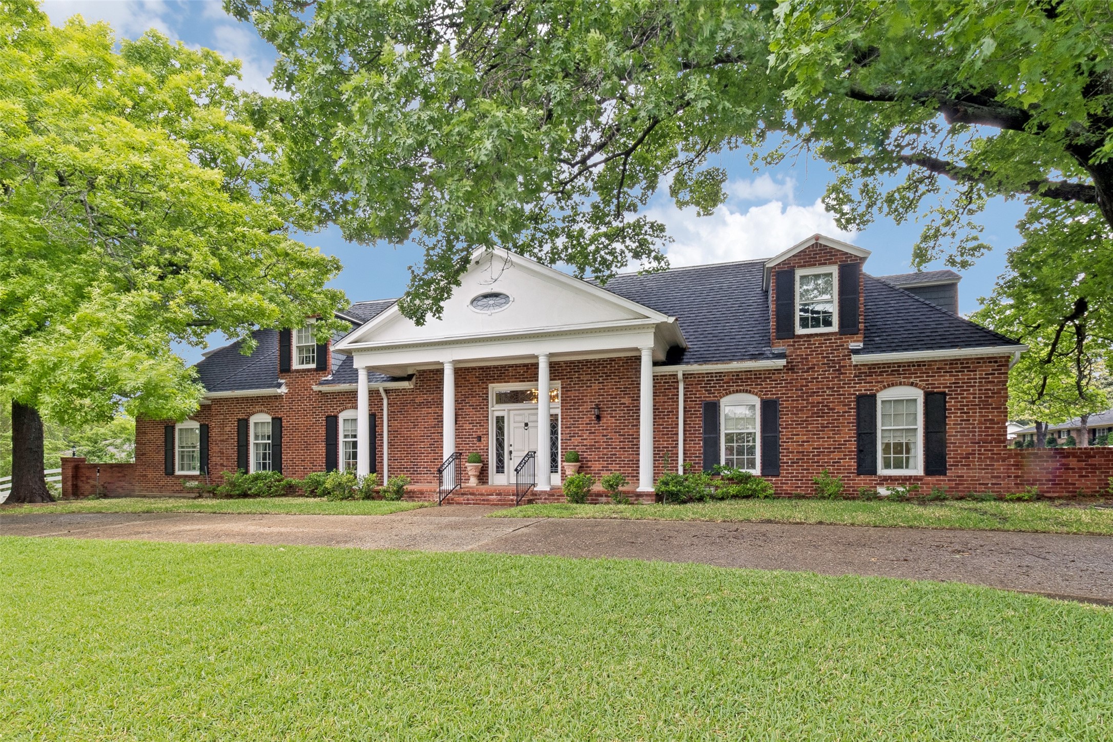 6555 Dartbrook Drive Dallas TX 75254