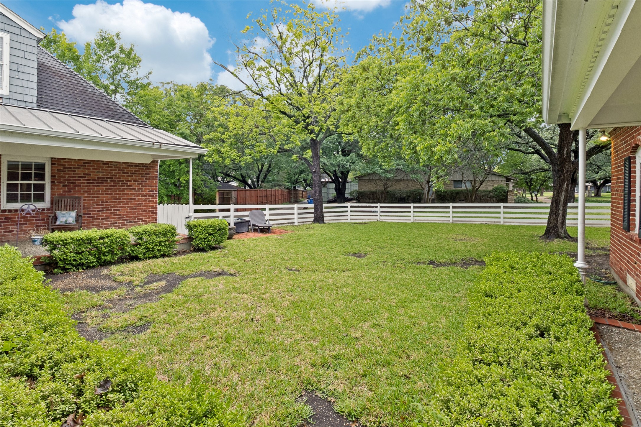 6555 Dartbrook Drive Dallas TX 75254