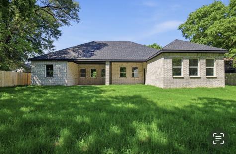 1011 Division Street Greenville TX 75401