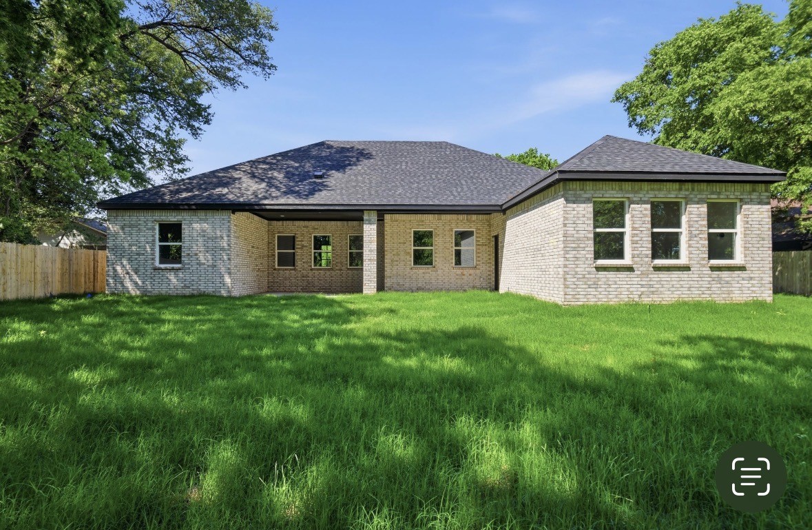 1011 Division Street Greenville TX 75401
