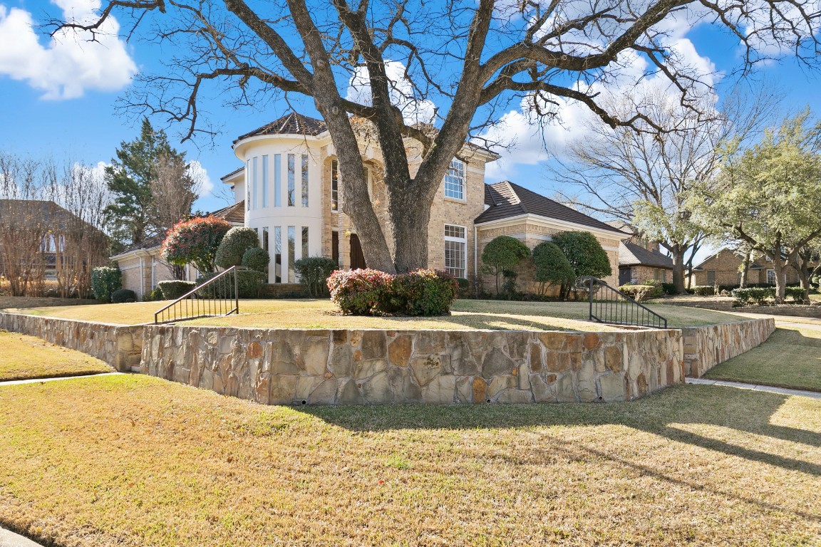 2304 Table Rock Court Arlington TX 76006