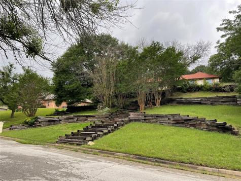 308 Willow Ridge Court Fort Worth TX 76103