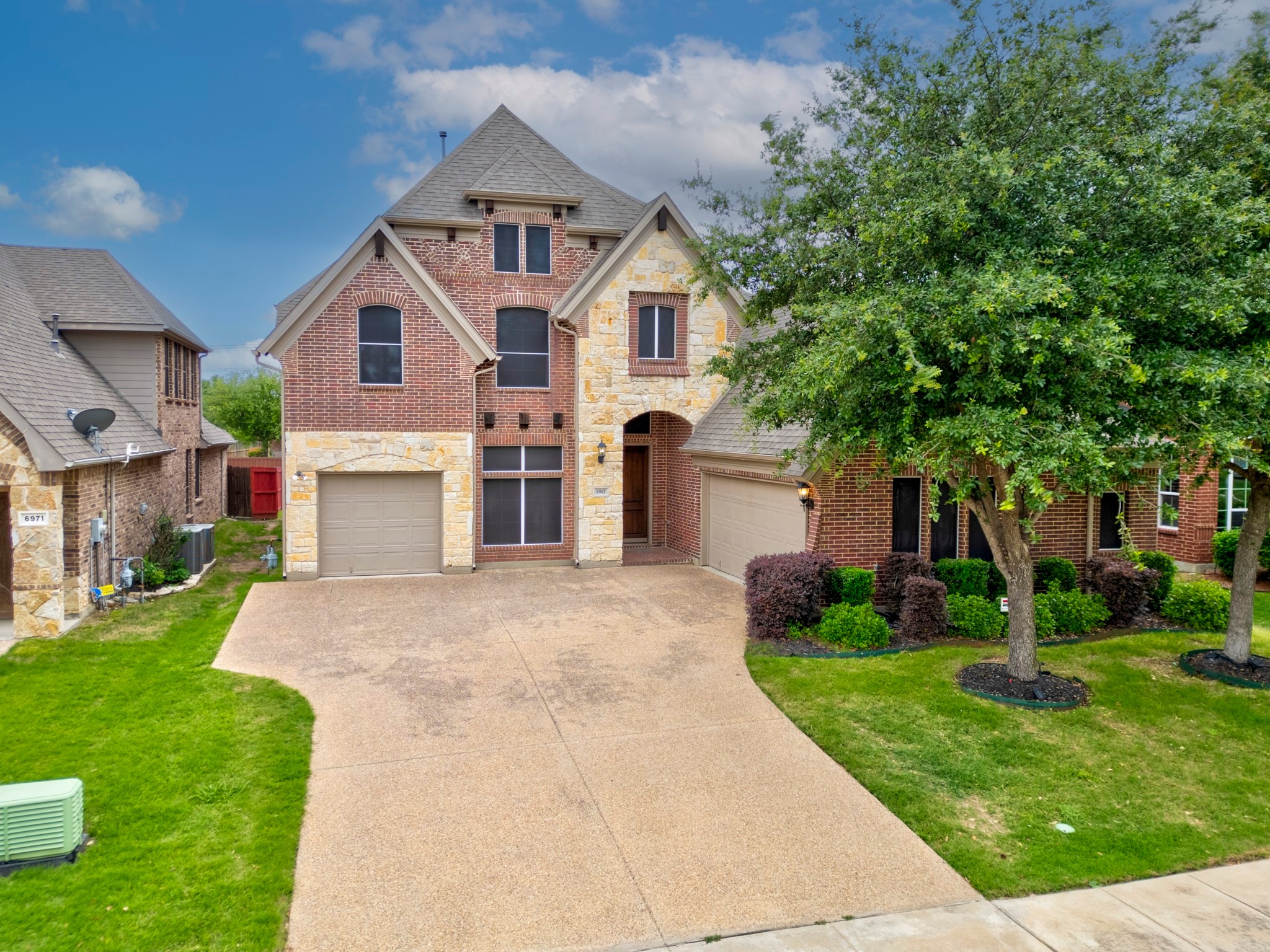 6967 Sea Harbor Drive Grand Prairie TX 75054