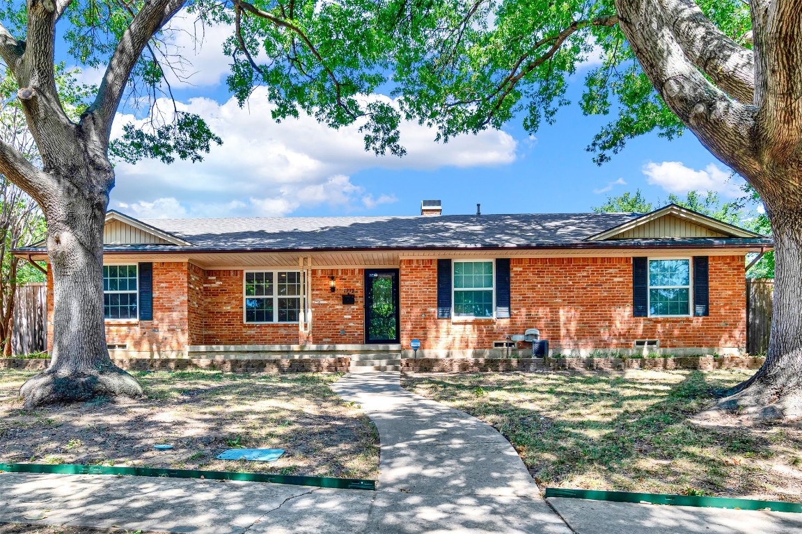 7939 Greenhollow Lane Dallas TX 75240