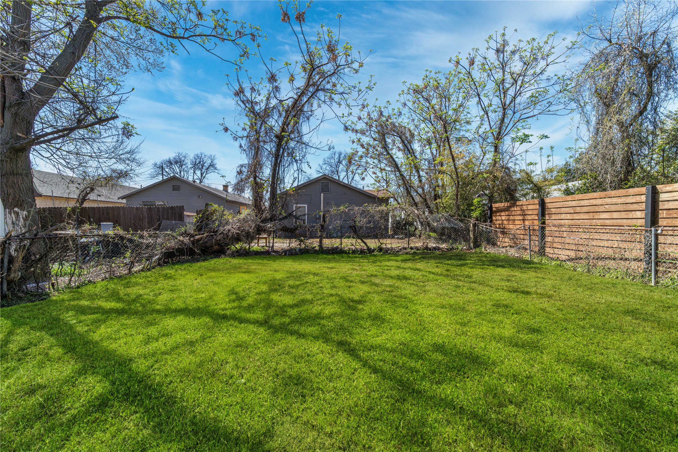 3817 Latimer Street Dallas TX 75215