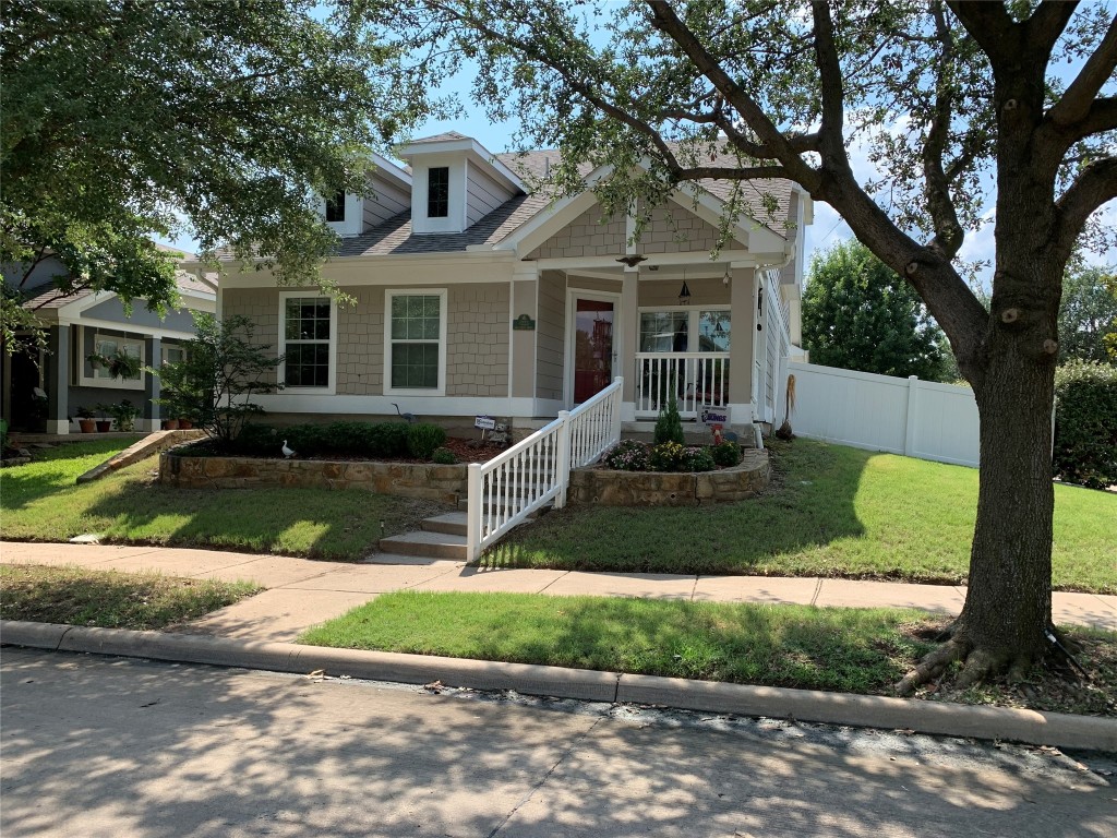 1223 Sea Pines Drive Savannah TX 76227