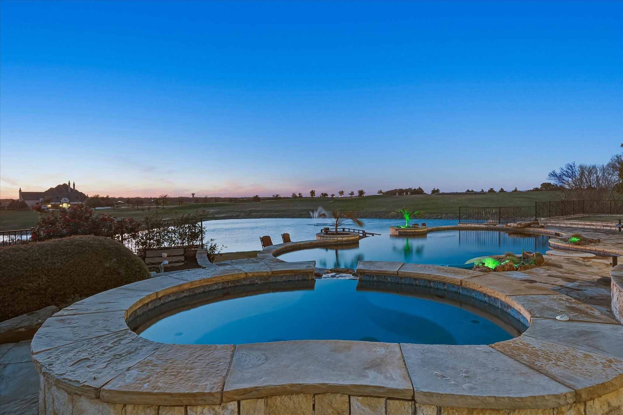 1572 Rabbit Ridge Road Heath TX 75032