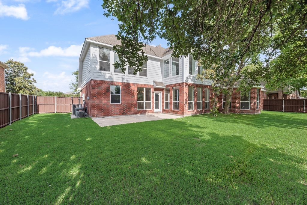 404 Parkside Court Murphy TX 75094