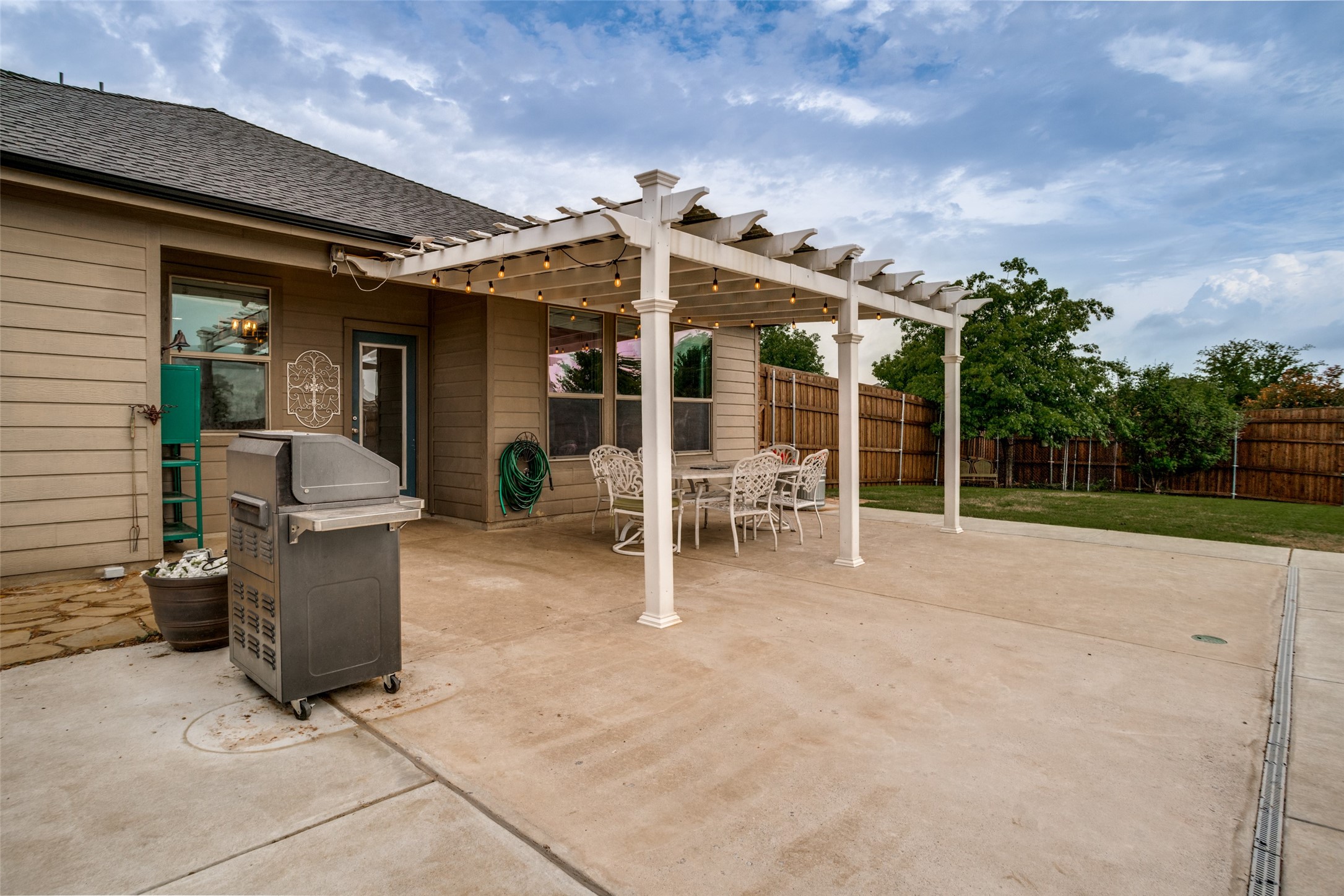 612 W Grove Circle Anna TX 75409