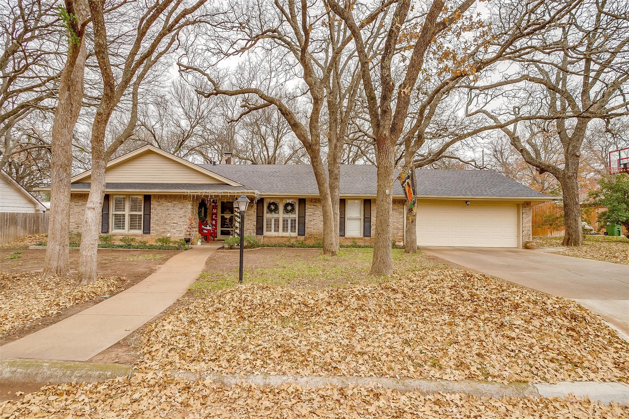 2906 Michael Lane Mineral Wells TX 76067