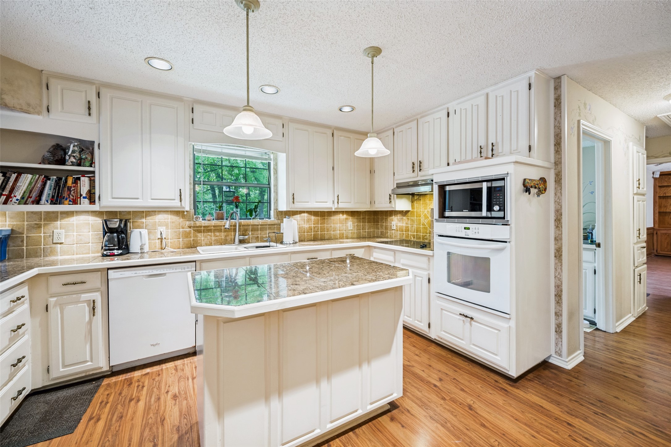 3910 Cross Bend Court Arlington TX 76016