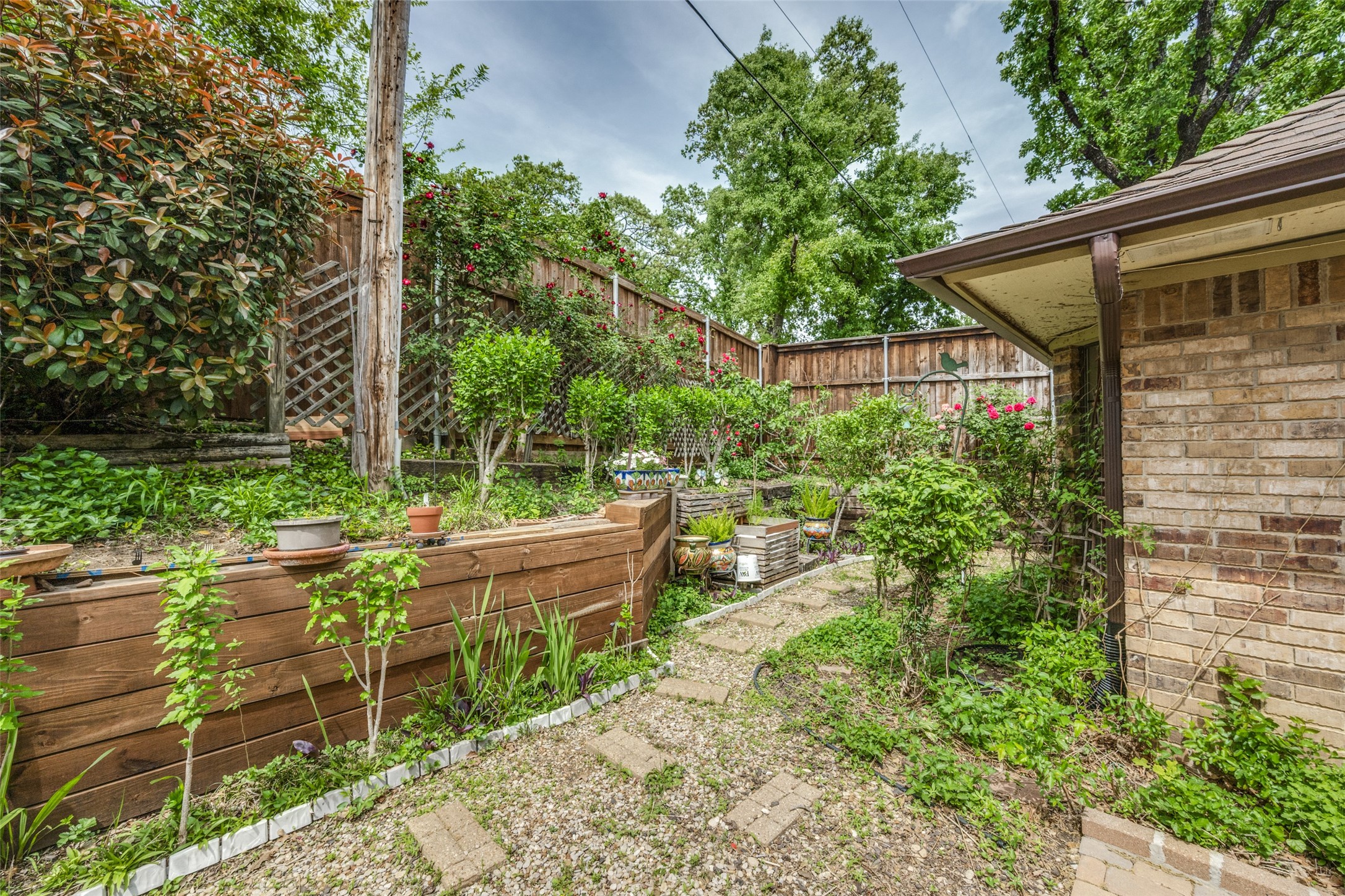 3910 Cross Bend Court Arlington TX 76016