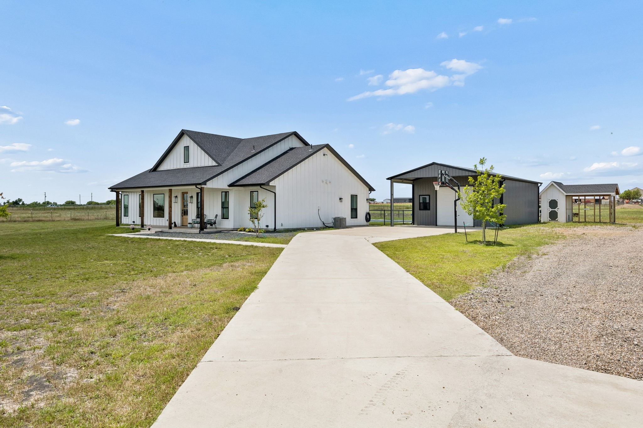 9224 County Road 592 Nevada TX 75173