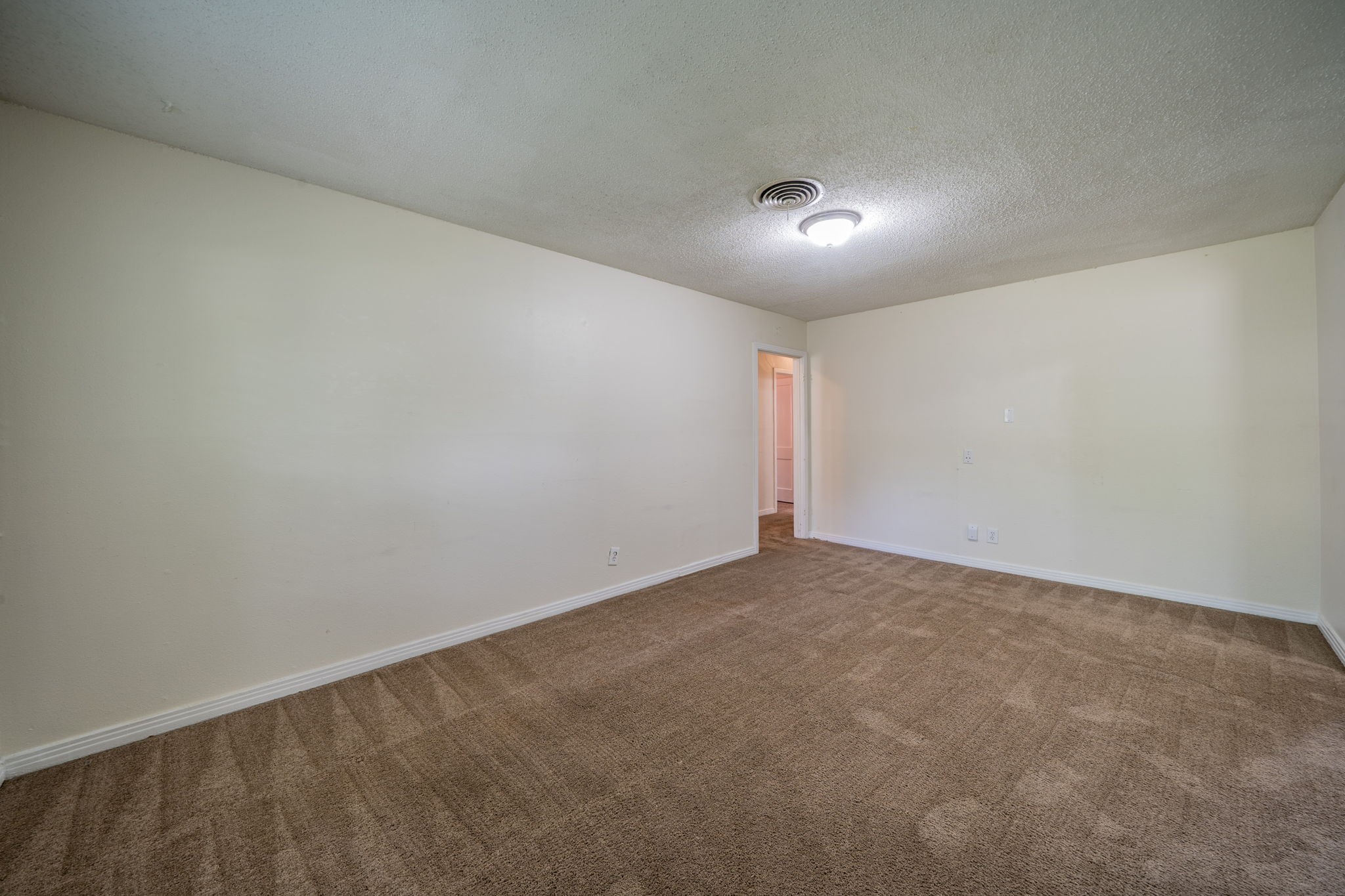 2526 Rolinda Drive Dallas TX 75211
