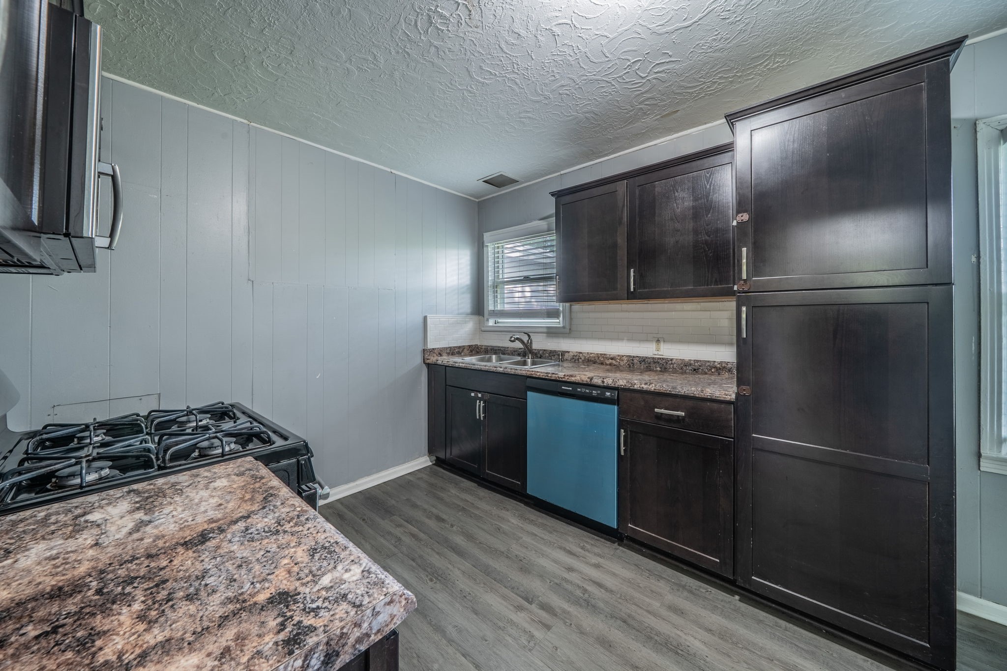 2526 Rolinda Drive Dallas TX 75211