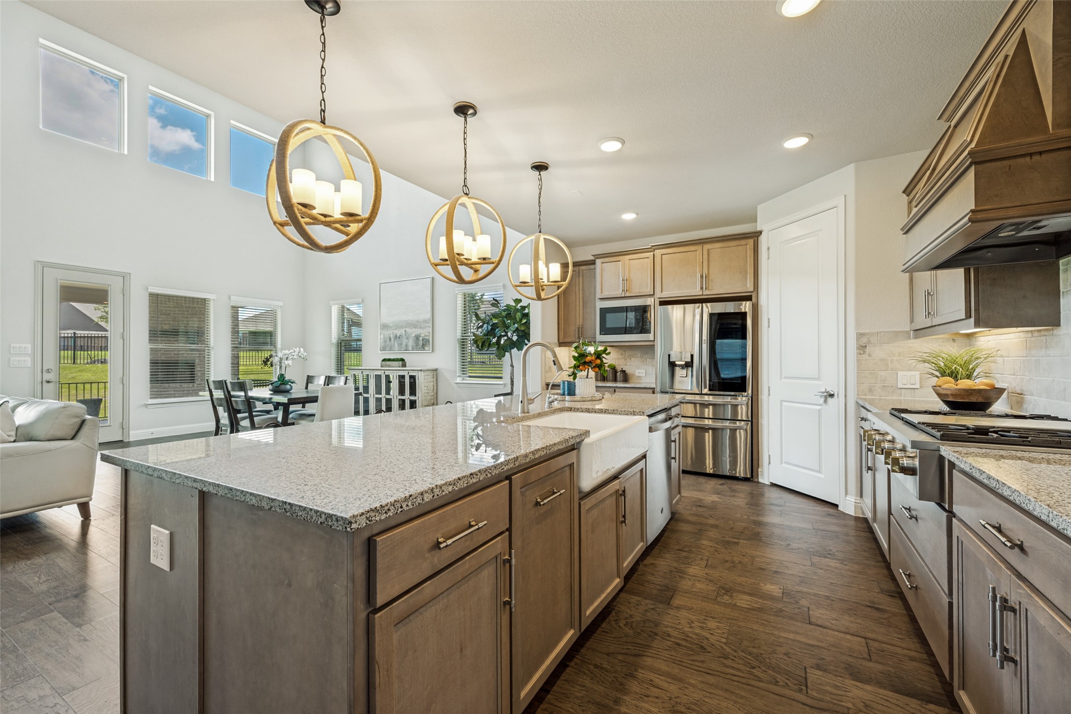 2101 Deer Run Gunter TX 75058