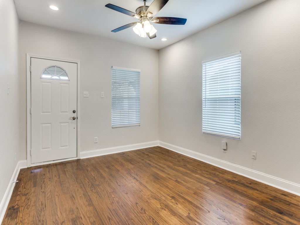 1500 E Morphy Street Fort Worth TX 76104