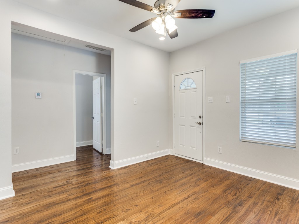 1500 E Morphy Street Fort Worth TX 76104