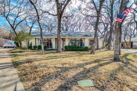 2100 Bancroft Court Arlington TX 76017