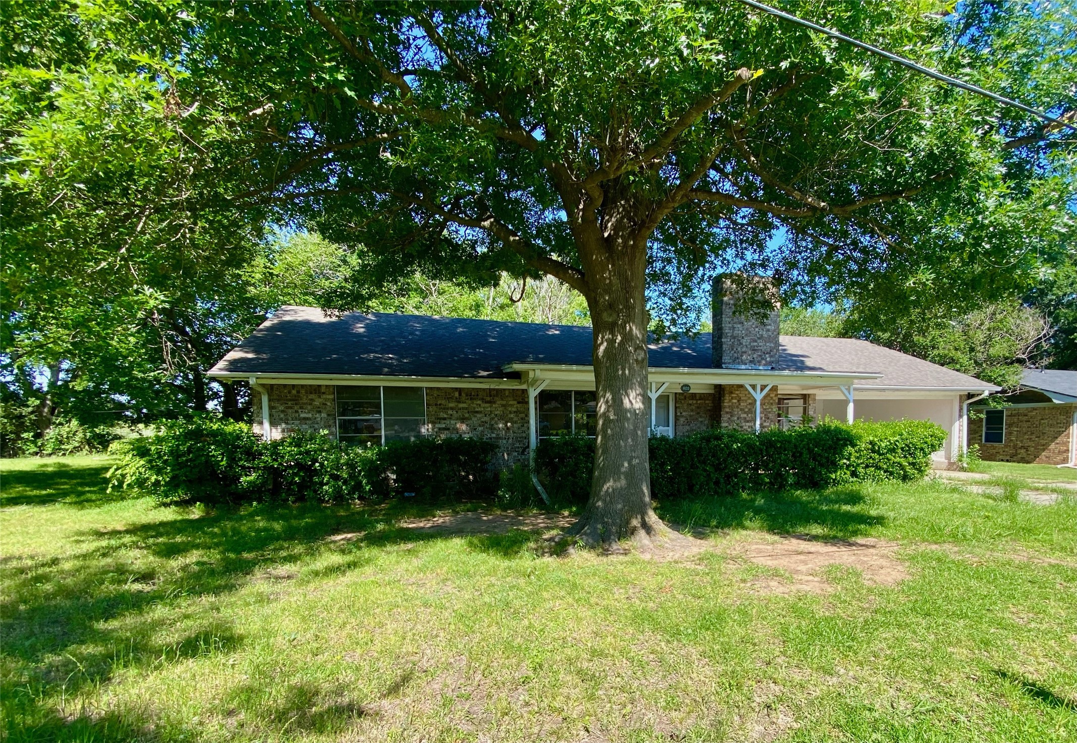 800 Carver Street Whitesboro TX 76273