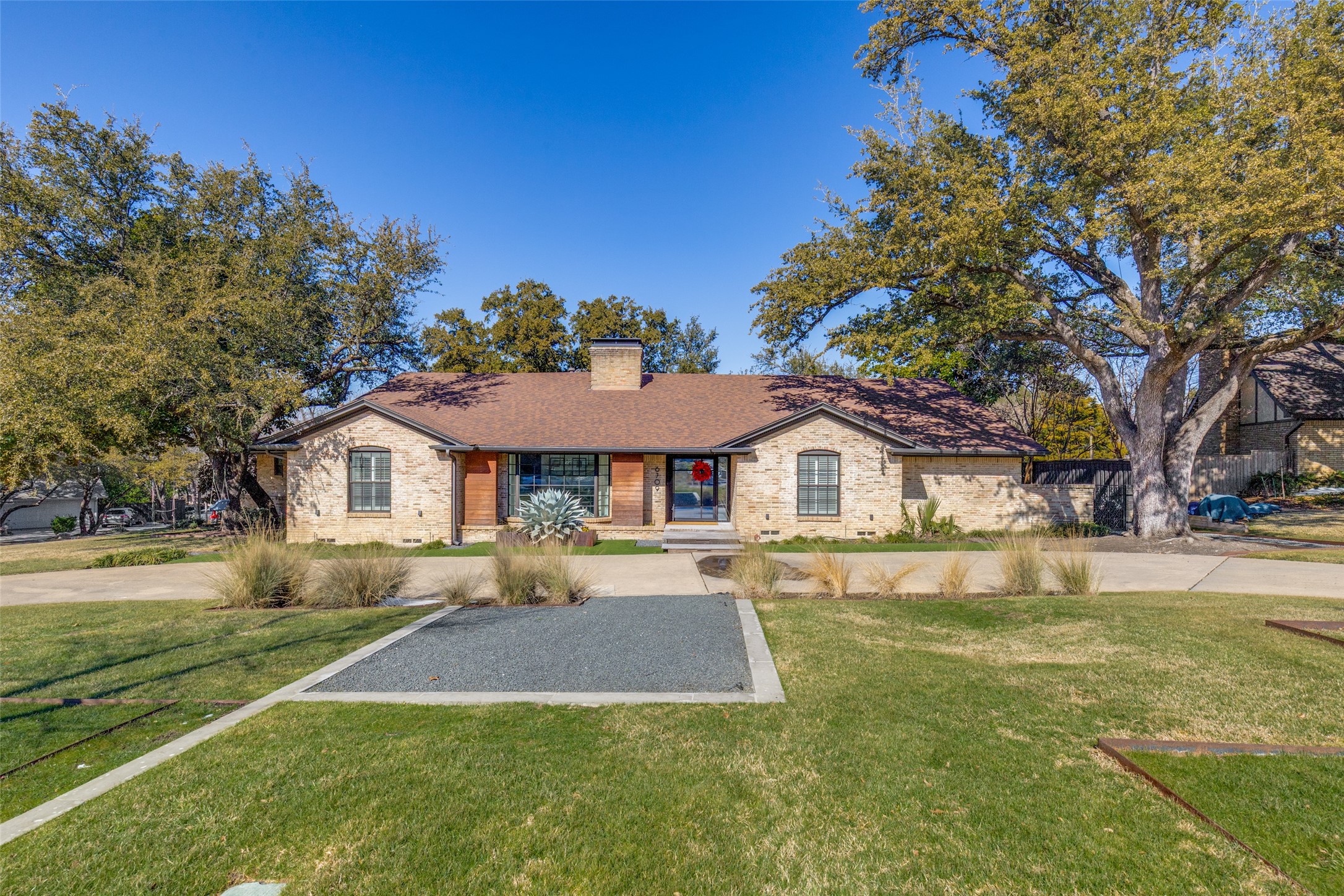 6709 Cliffbrook Drive Dallas TX 75254