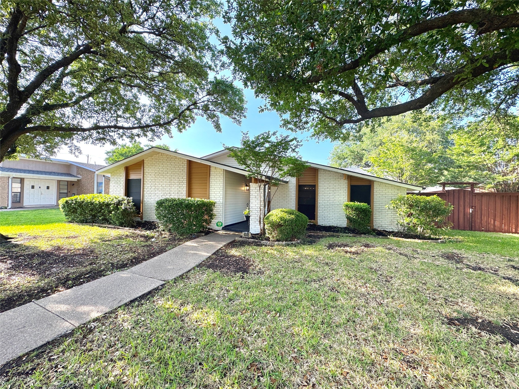 4505 Bridgeport Drive Garland TX 75043