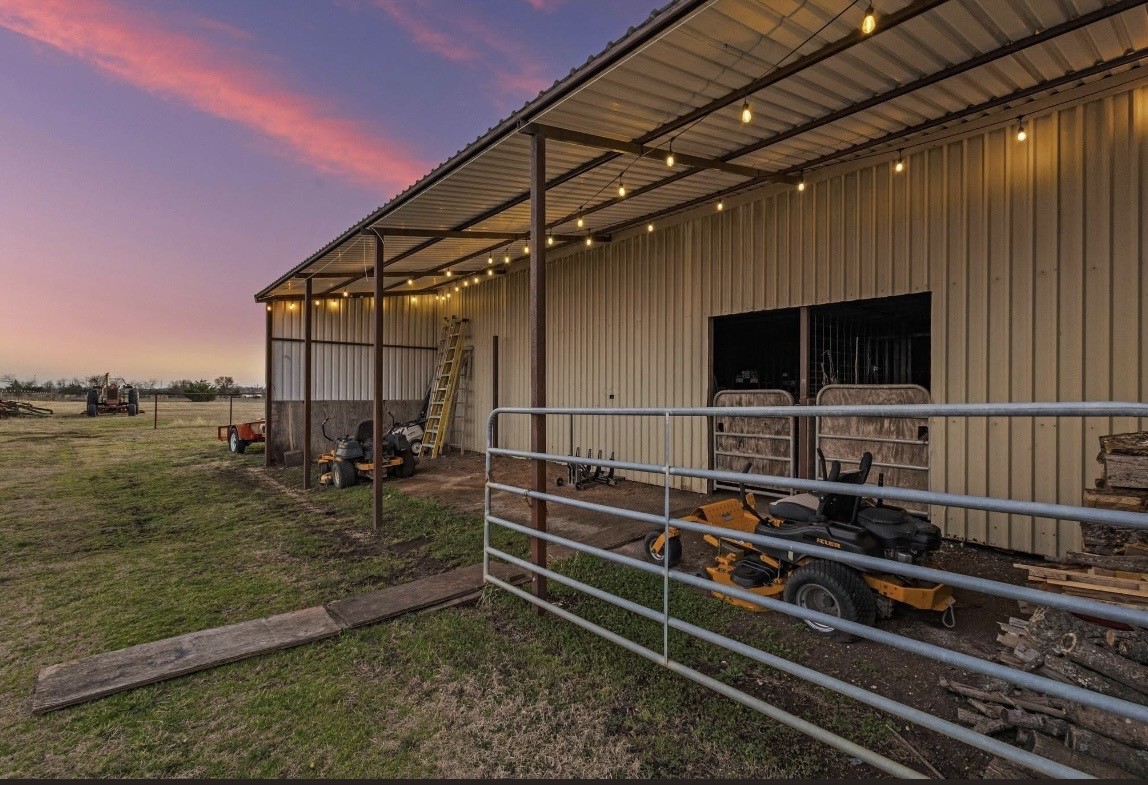 420 County Road 4825 Leonard TX 75452