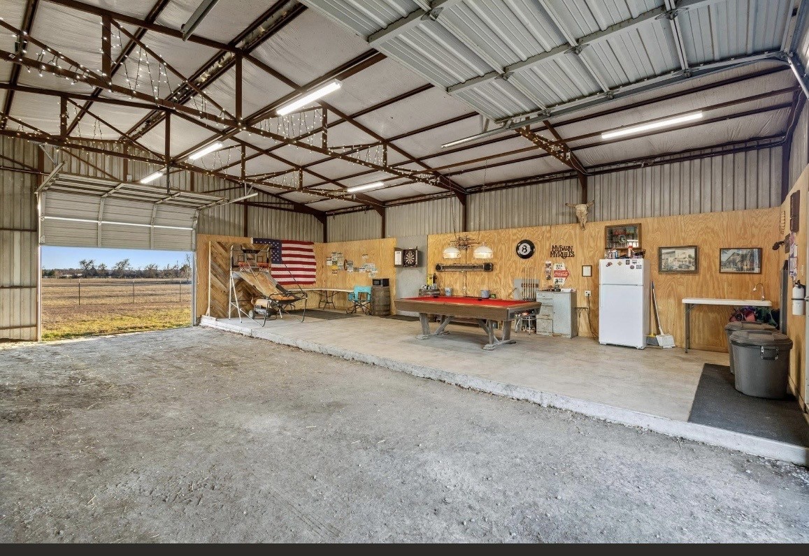 420 County Road 4825 Leonard TX 75452