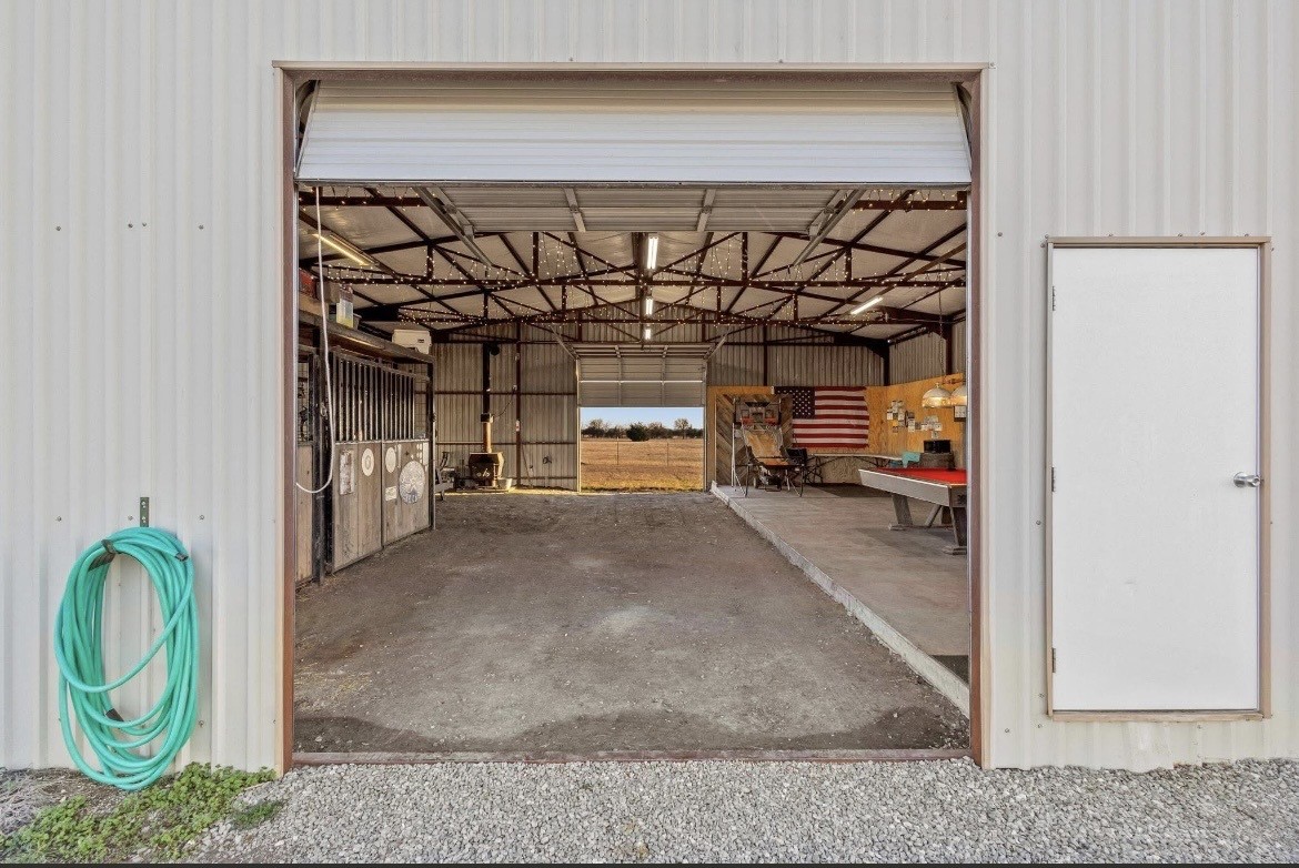 420 County Road 4825 Leonard TX 75452