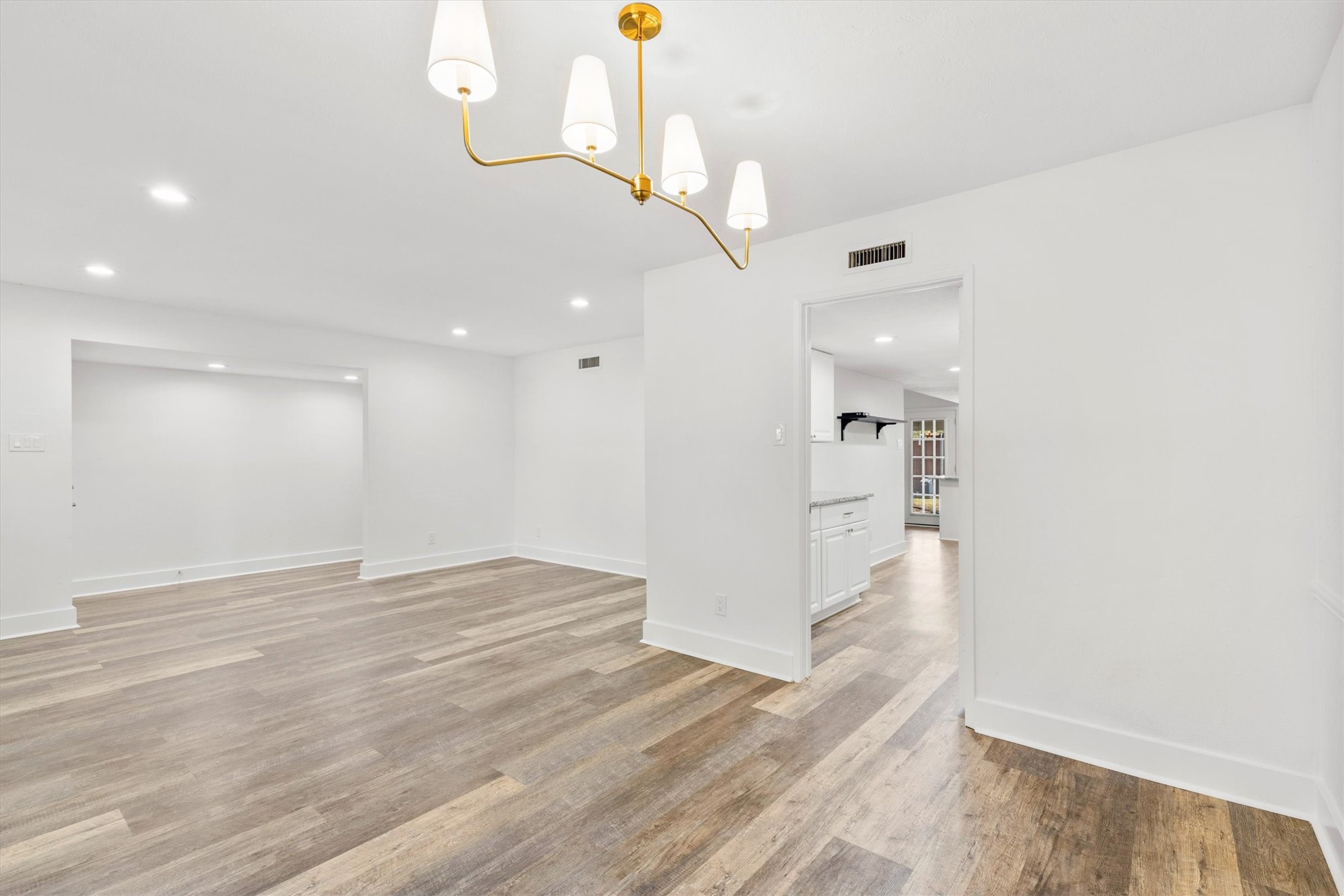 2814 Lindbergh Drive Dallas TX 75228