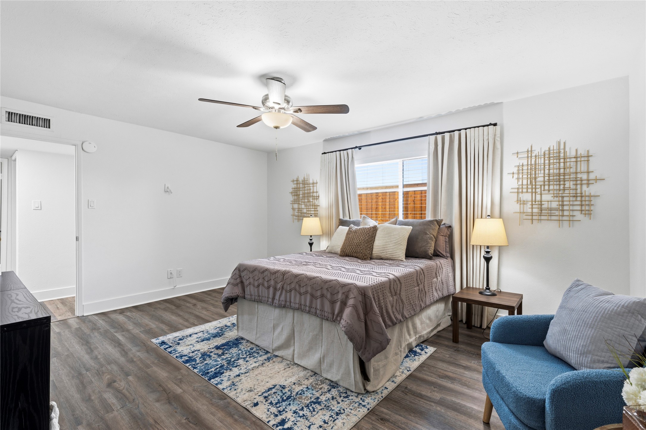 2814 Lindbergh Drive Dallas TX 75228