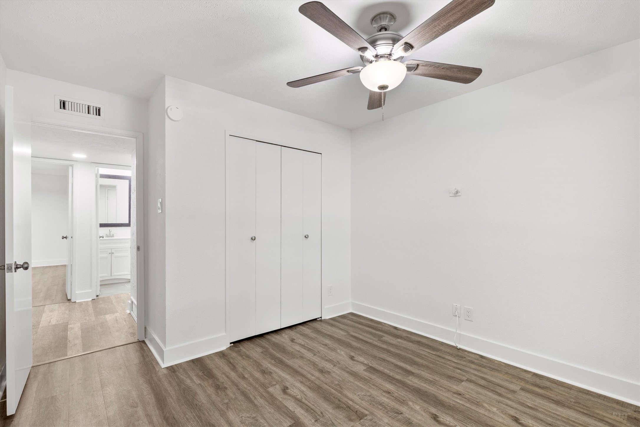 2814 Lindbergh Drive Dallas TX 75228