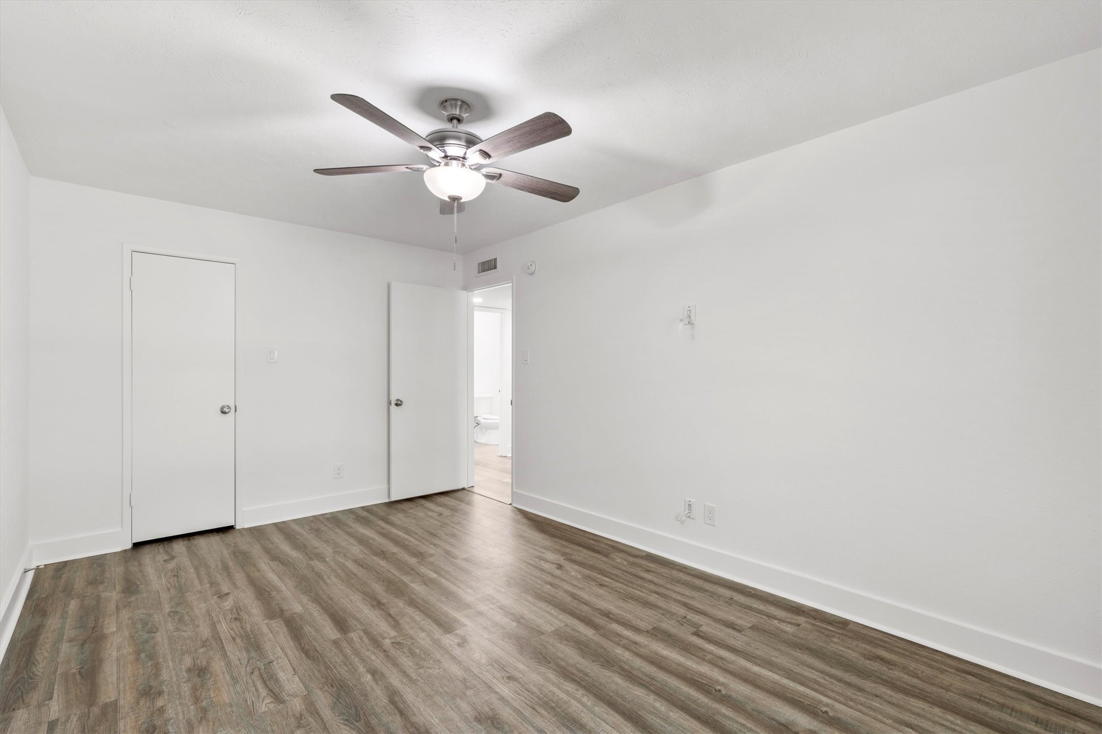 2814 Lindbergh Drive Dallas TX 75228