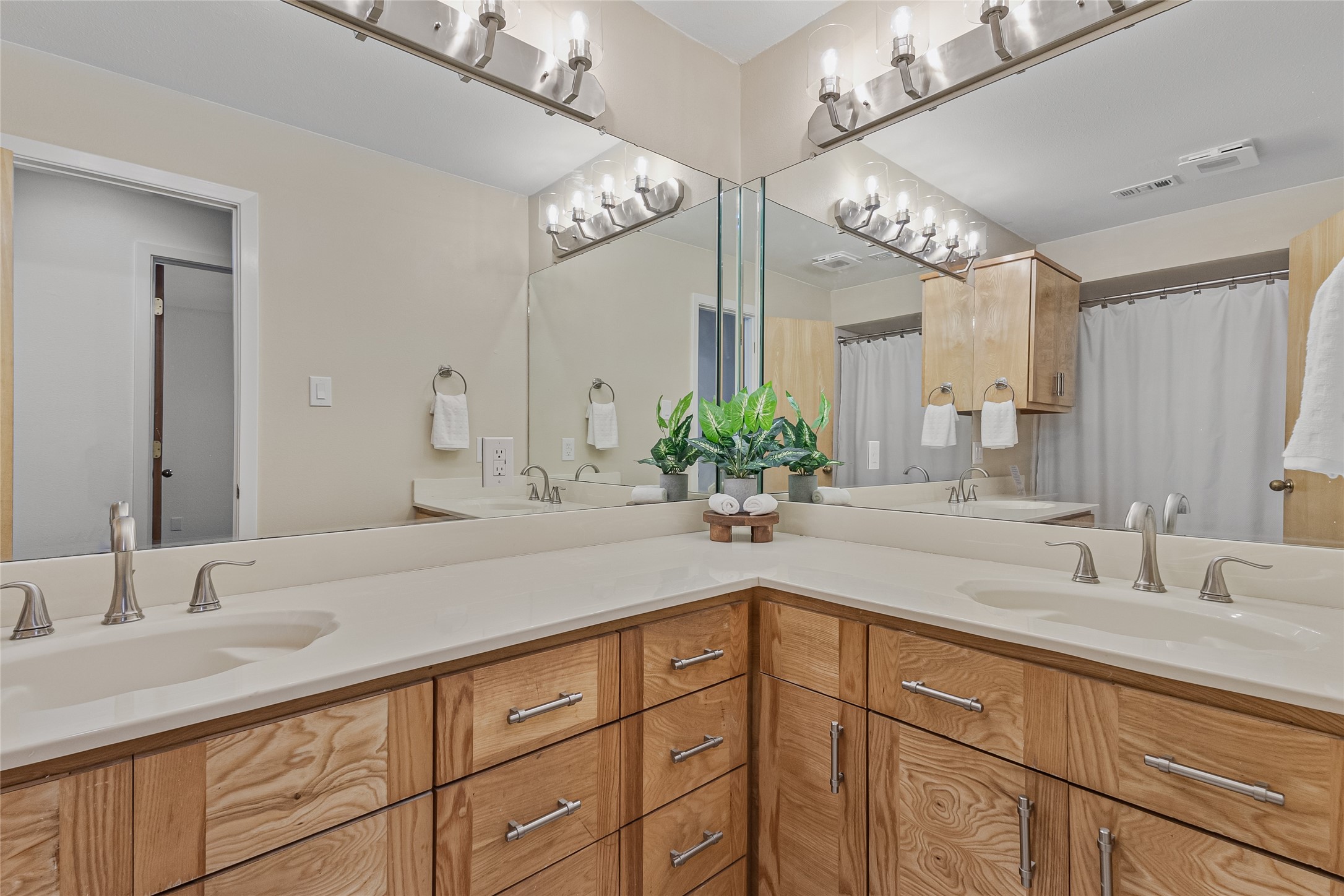 125 Shepherds Glen Road Heath TX 75032
