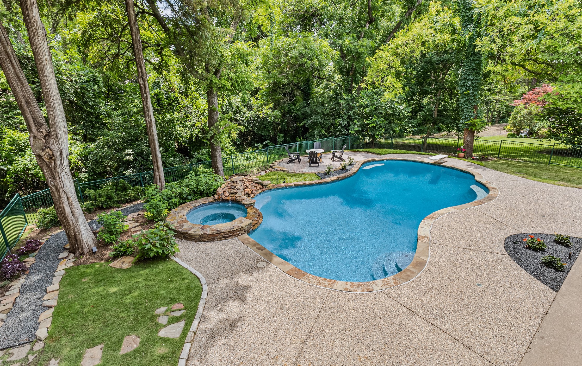 125 Shepherds Glen Road Heath TX 75032