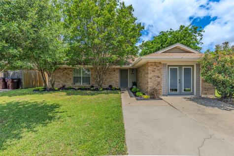824 Meadowdale Drive Royse City TX 75189
