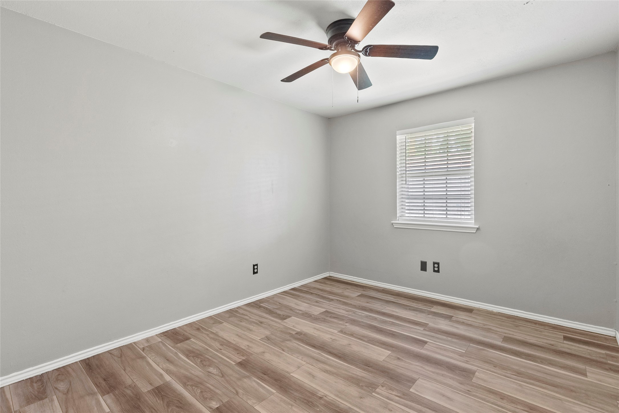 824 Meadowdale Drive Royse City TX 75189