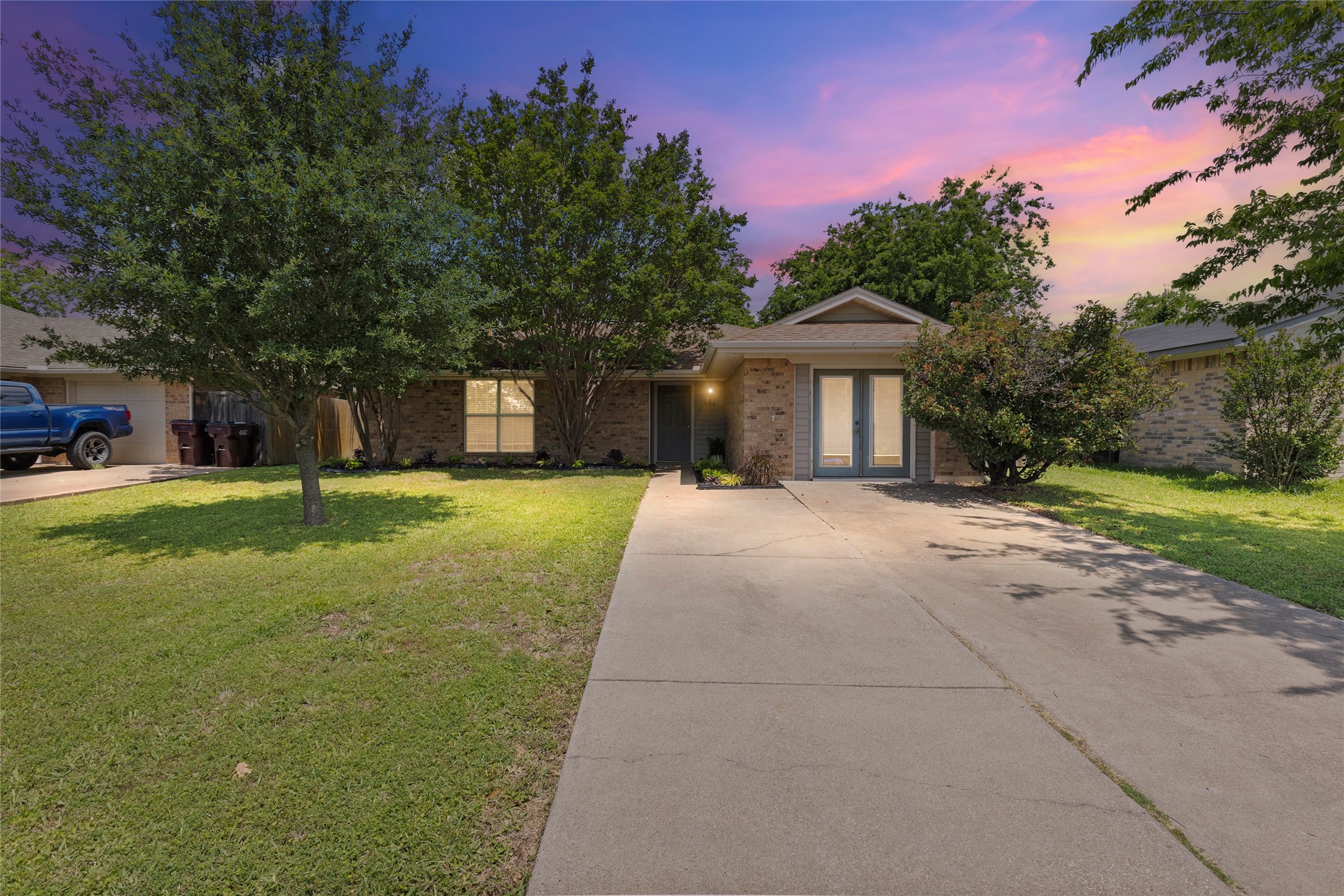 824 Meadowdale Drive Royse City TX 75189