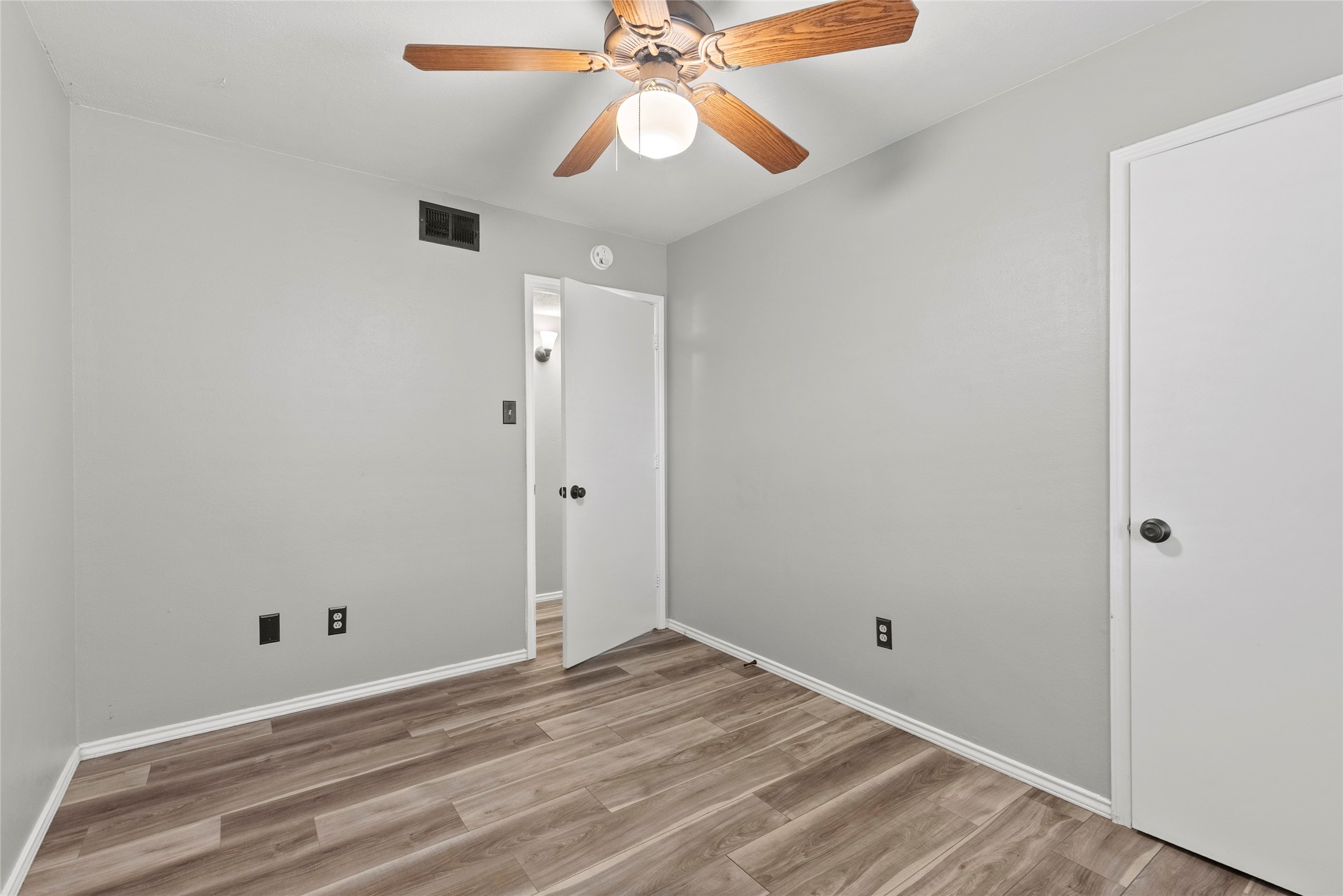 824 Meadowdale Drive Royse City TX 75189