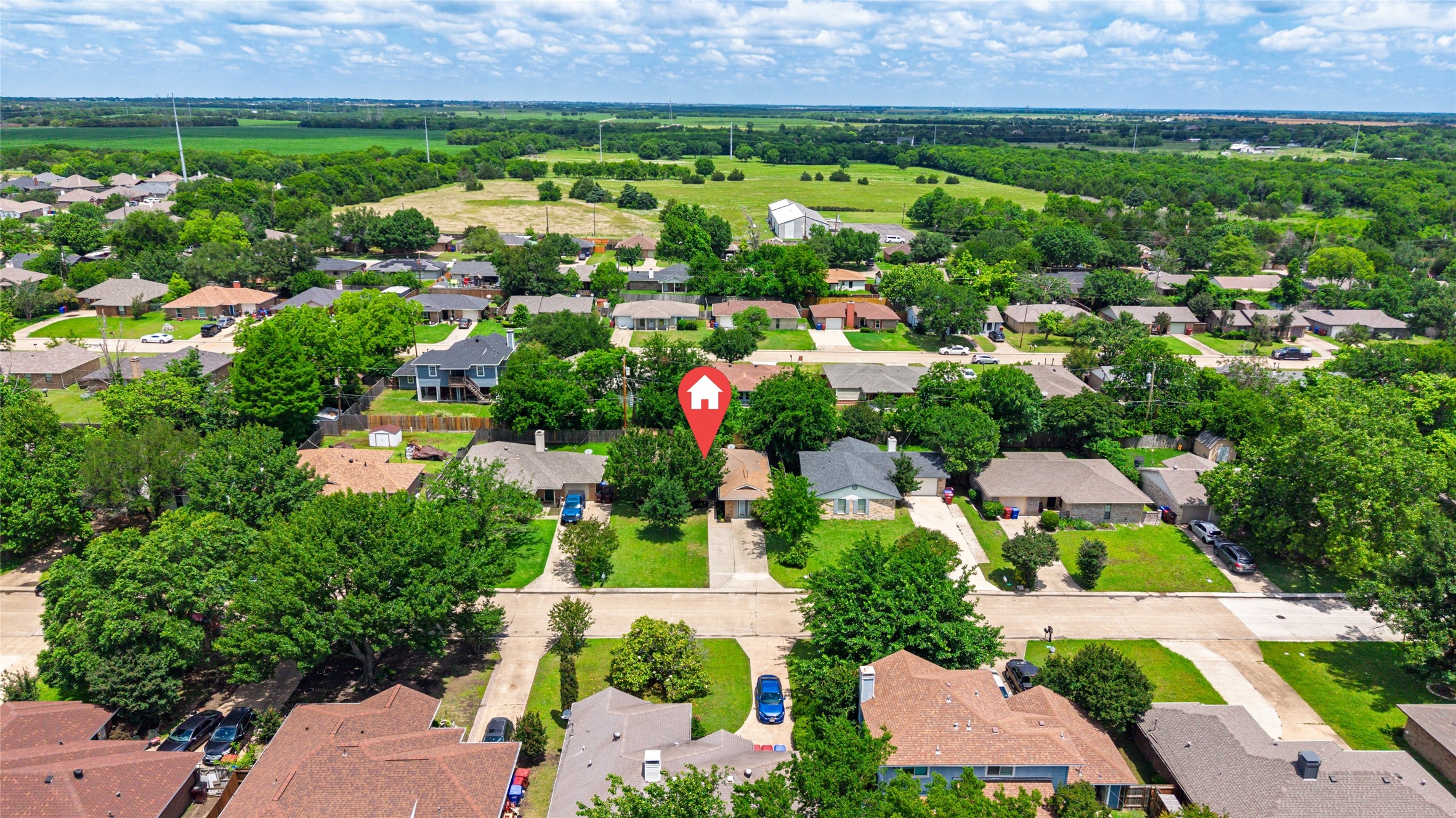 824 Meadowdale Drive Royse City TX 75189