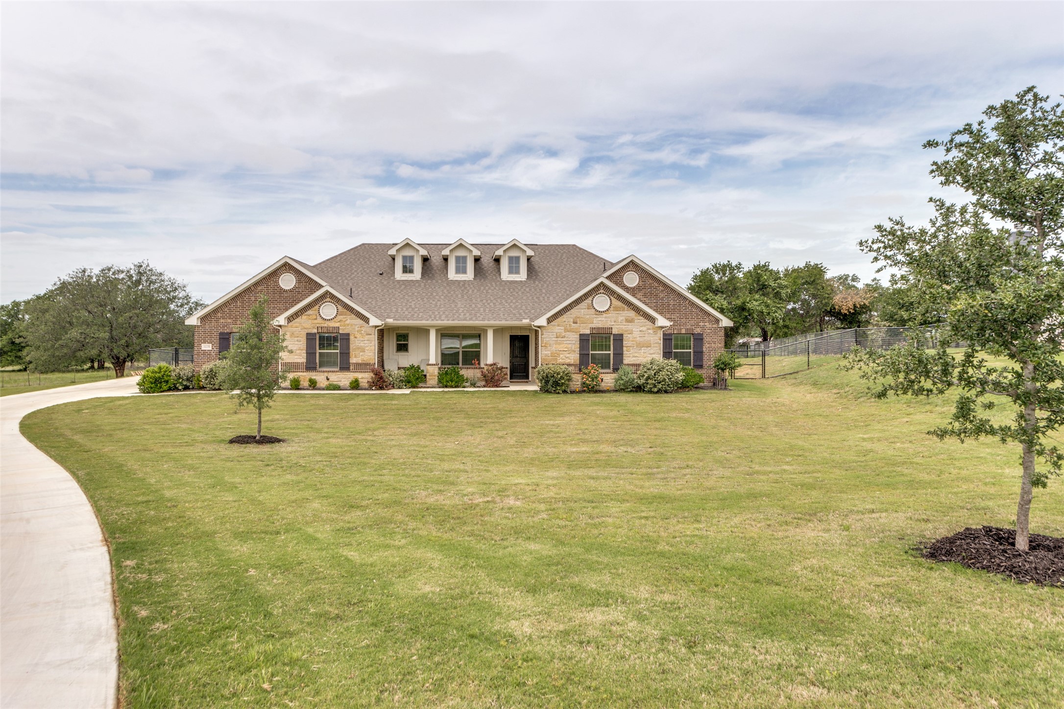 428 Herb Stephens Jr Way Springtown TX 76082