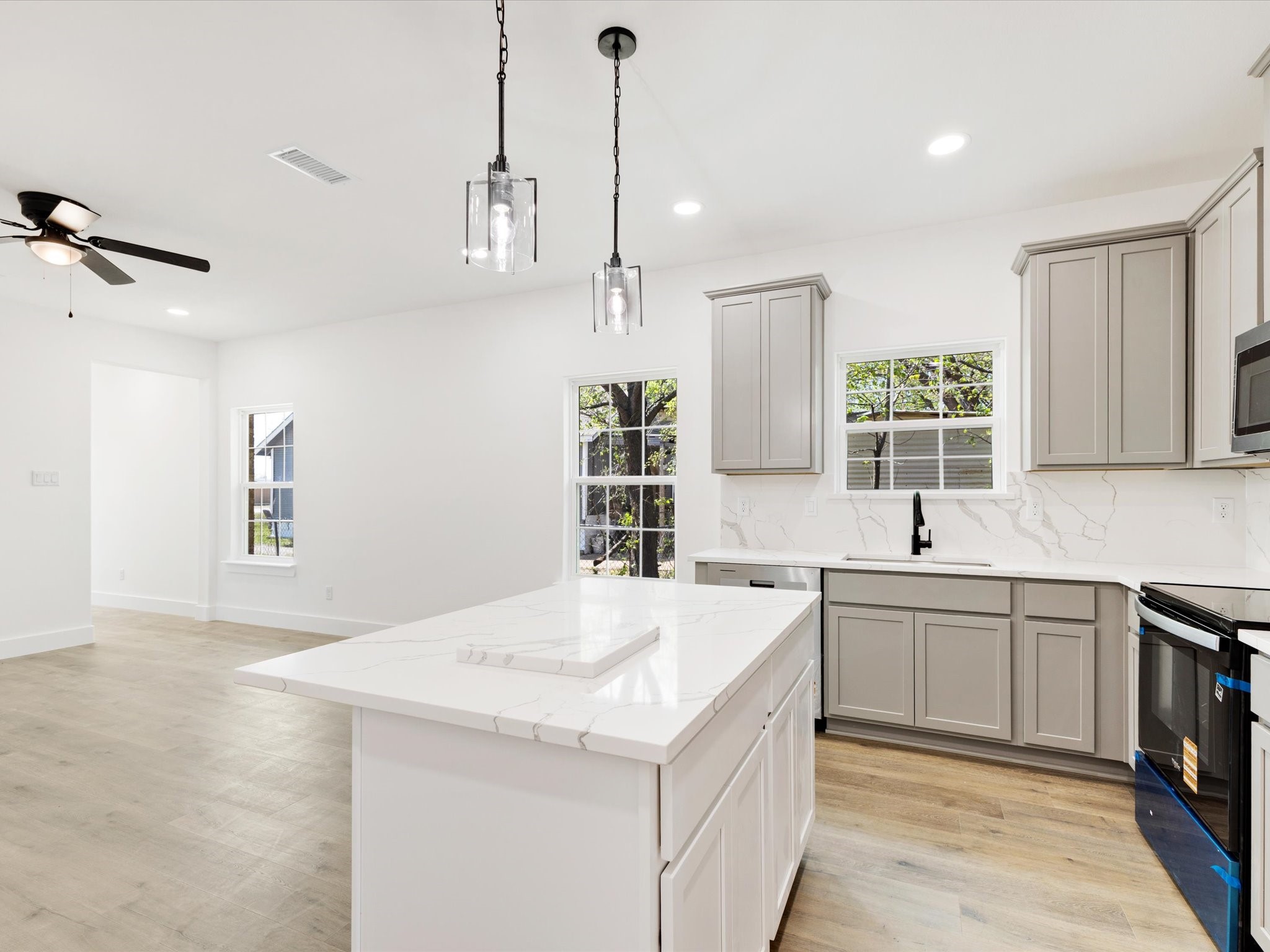 5501 Fm 879 Garrett TX 75119