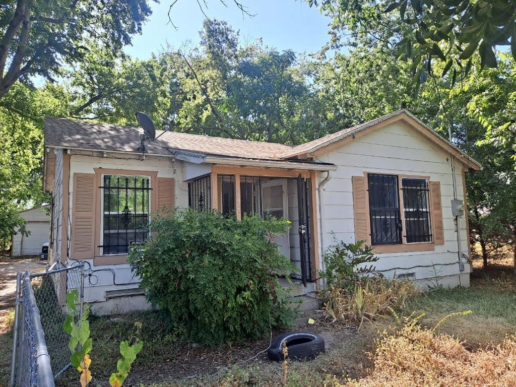 804 Carbona Drive Dallas TX 75217