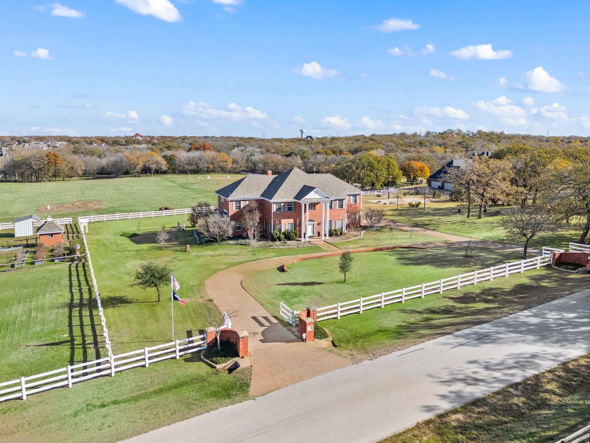 1077 Cardinal Drive Bartonville TX 76226