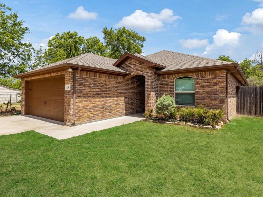 120 Hilltop Avenue Godley TX 76044
