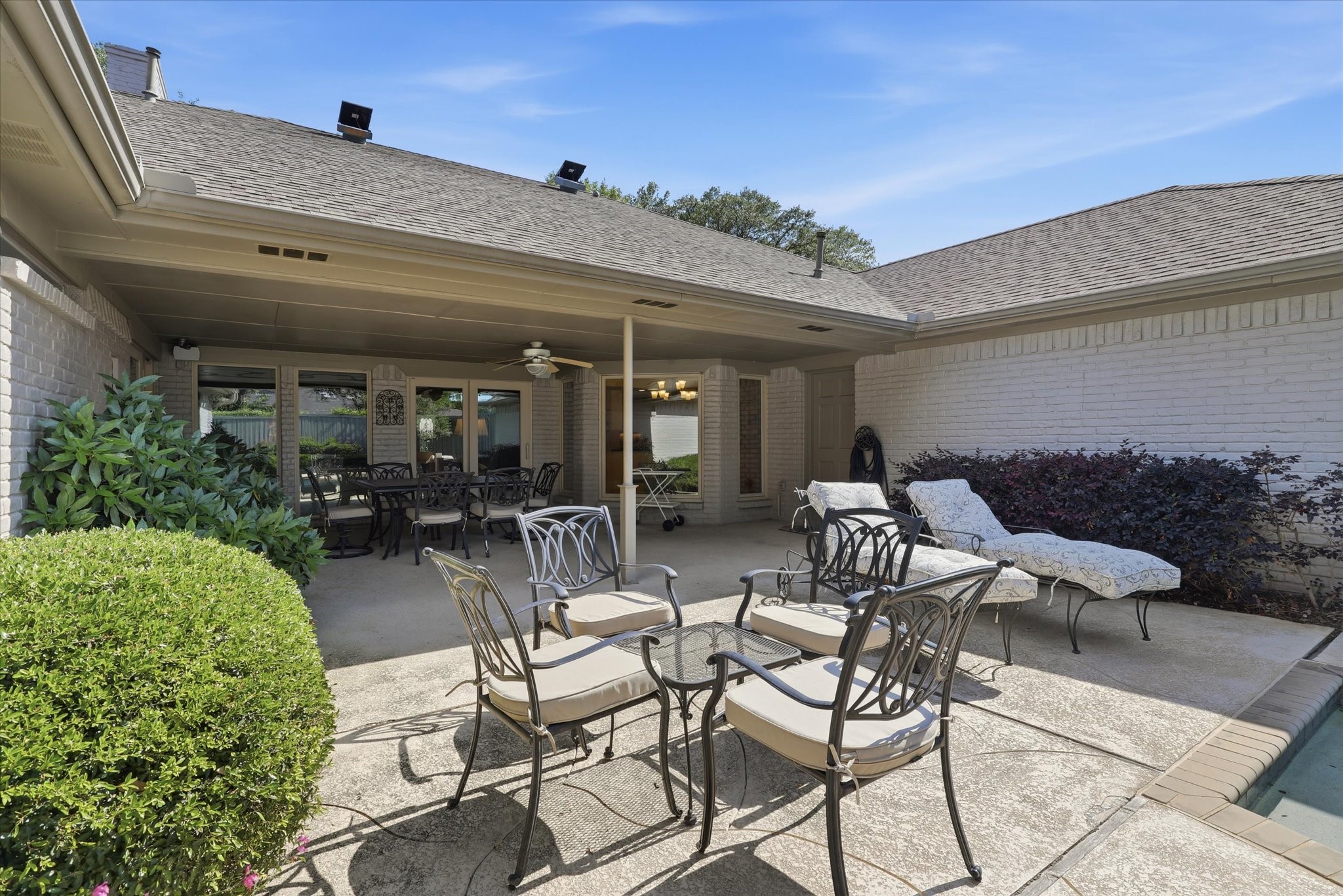 7811 Pencross Lane Dallas TX 75248