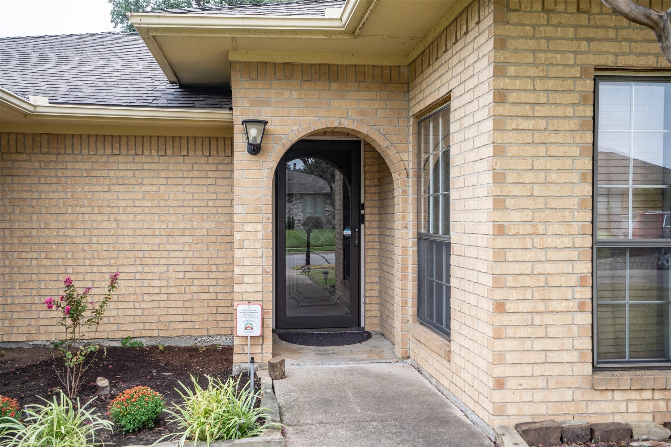 2214 Valley Mill Carrollton TX 75006
